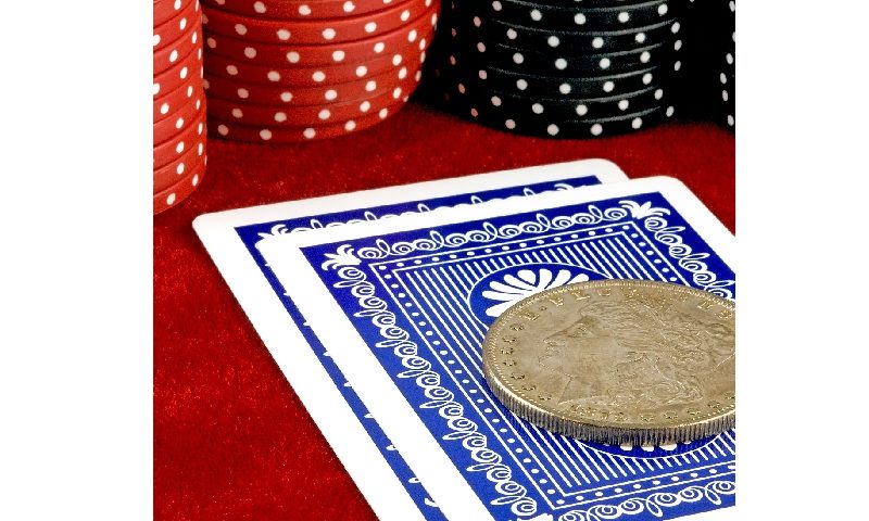 7 Compelling Reasons Players Should Use Poker Card Protectors